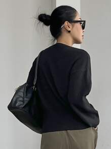 DAZY Jersey unicolor bajo con abertura de hombros caídos - Negro - Ver 2