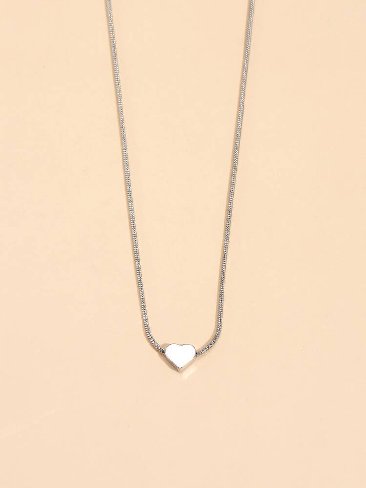 1條簡單的心形吊墜鎖骨項鏈,適用於女性作為約會/日常配飾,使用銅材質打造的珠寶 - 銀色 - 查看 4