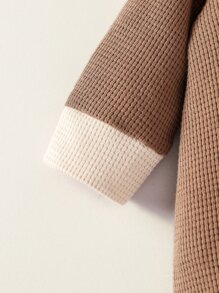 Newborn Baby Boy Contrast Trim Button Front Jumpsuit - Coffee Brown - View 3