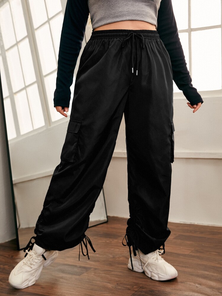 SHEIN EZwear Plus Flap Pocket Drawstring Hem Cargo Pants - Black - View 3