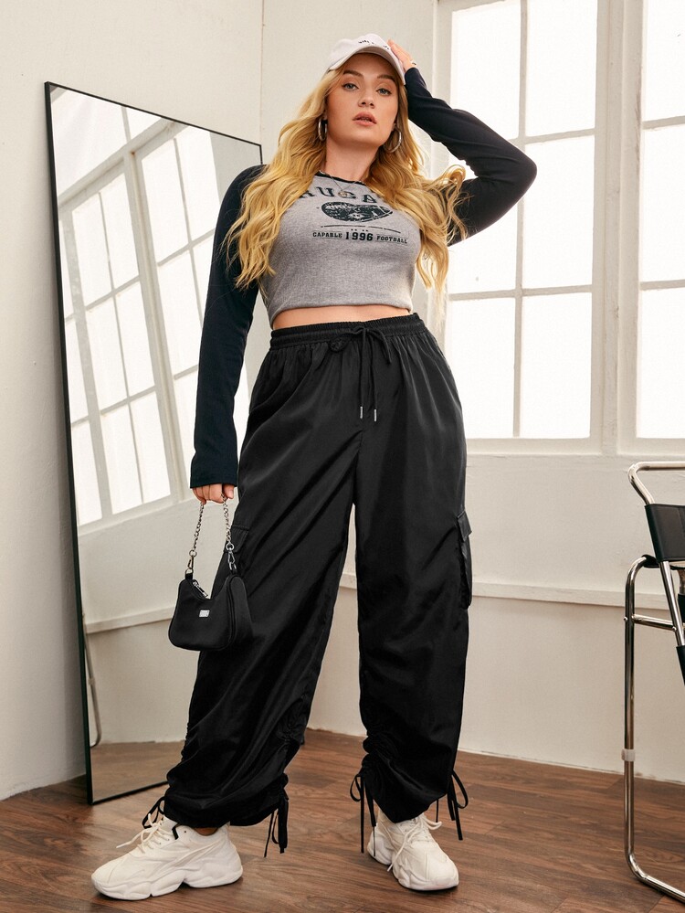 SHEIN EZwear Plus Flap Pocket Drawstring Hem Cargo Pants - Black - View 5