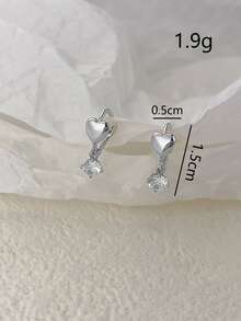 方晶鋯石和愛心裝飾耳墜 - 銀色 - 查看 4