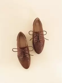 Giày Oxford đế bằng buộc dây phía trước, chi tiết tua rua và mũi nhọn, thích hợp cho mùa Thu/Đông. - Rỉ Nâu - Xem 3