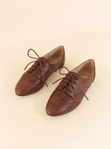 Giày Oxford đế bằng buộc dây phía trước, chi tiết tua rua và mũi nhọn, thích hợp cho mùa Thu/Đông. - Rỉ Nâu - Xem 8