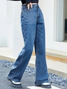 Zipper Fly Straight Leg Jeans - Medium Wash - View 4
