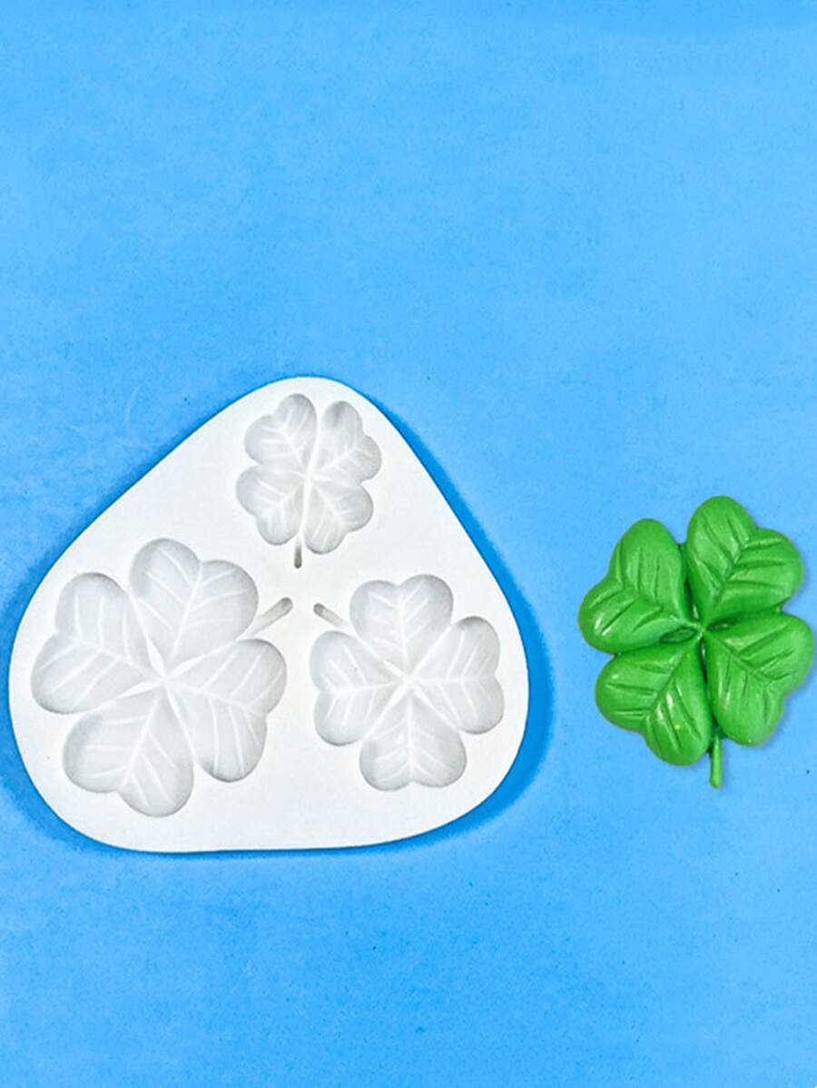 1pc Clover Shaped DIY Silicone Mold - Light Grey - View 1