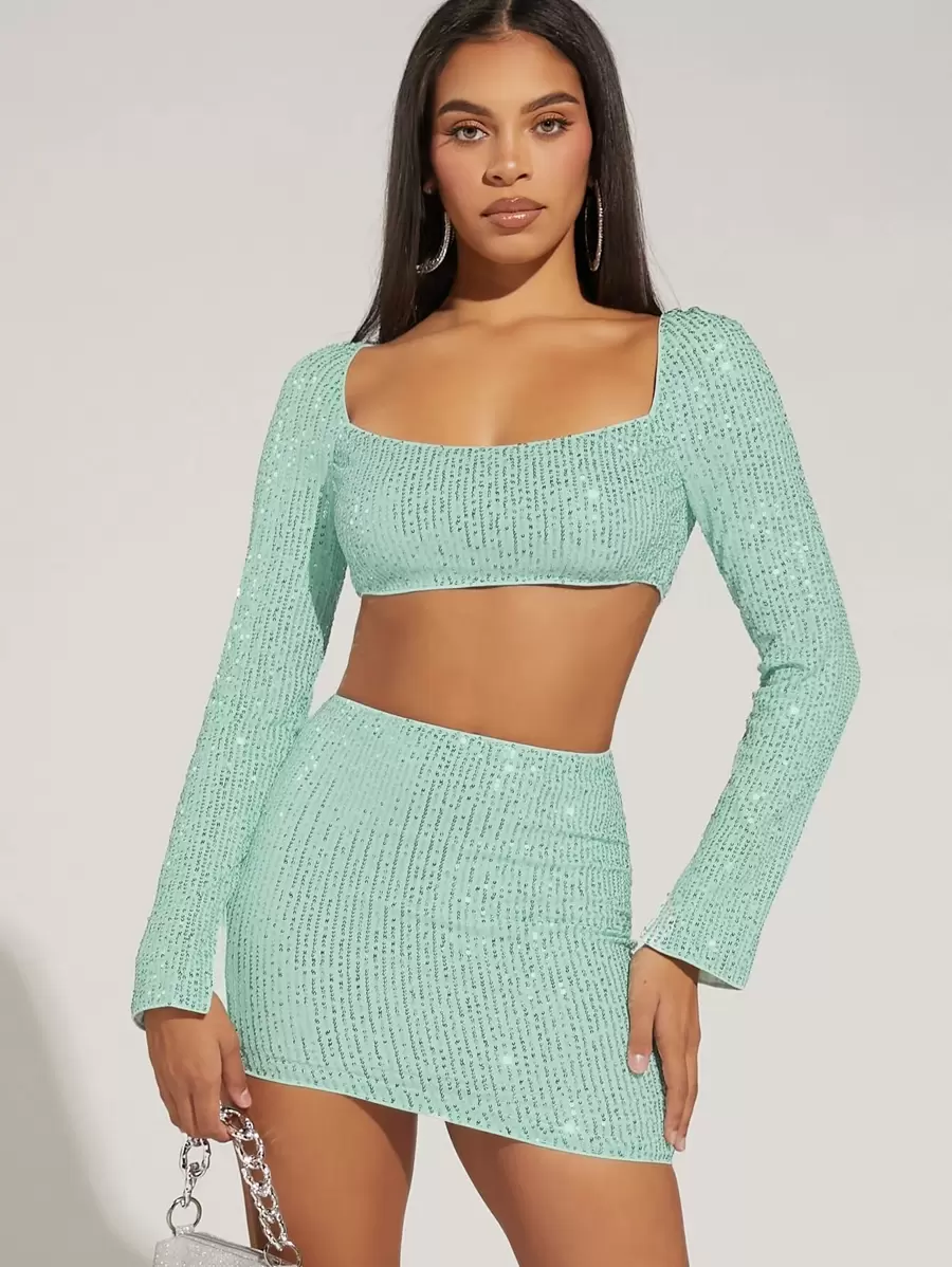 SHEIN BAE Christmas Tie Backless Sequin Crop Top & Bodycon Skirt Set