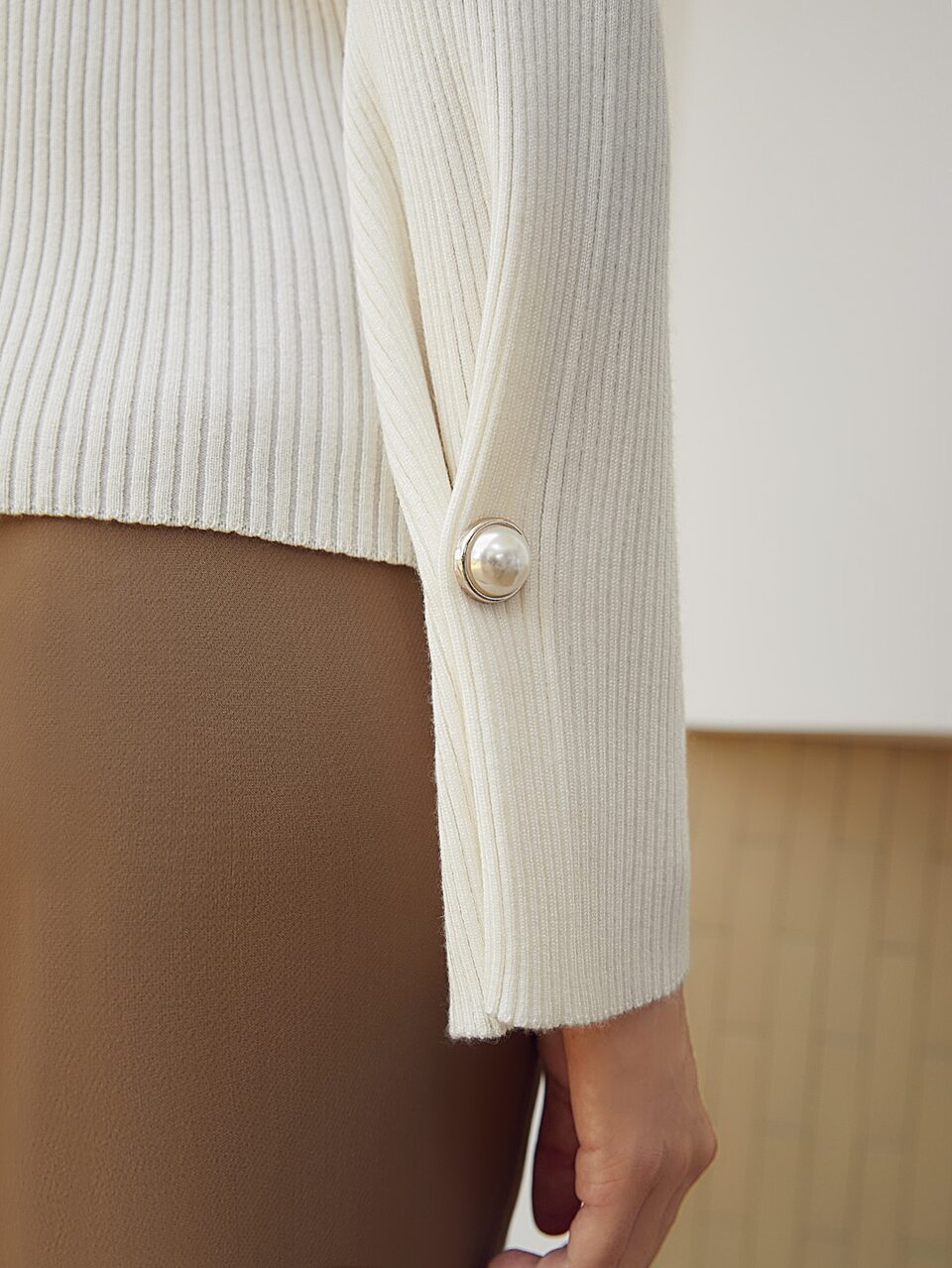 WOOL-MIX FLUTTER SLEEVE SWEATER