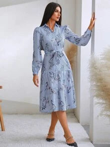 SHEIN Privé Đầm Thắt lưng Viên lá sen Nút phía trước phân lớp Hoa Sọc Giải trí - Xanh và trắng - Xem 3