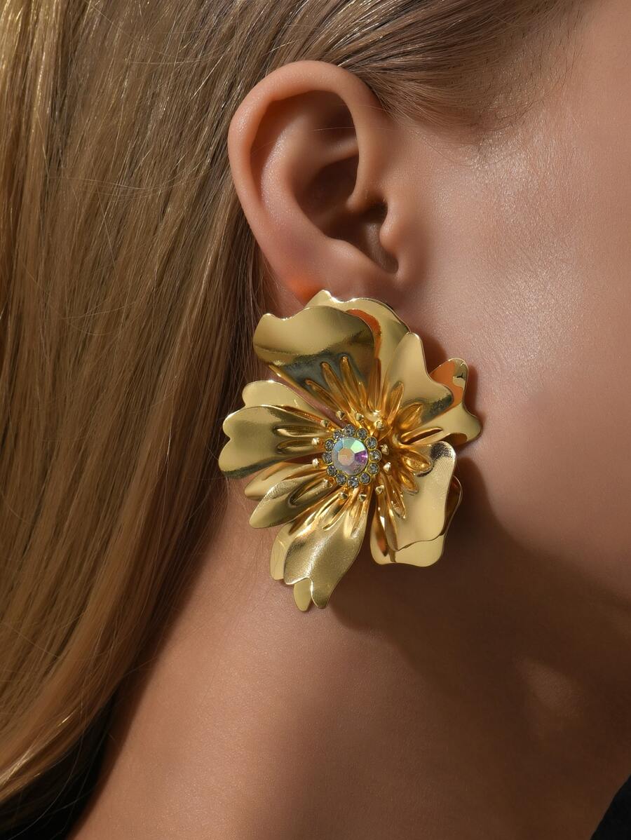 Rhinestone Decor Flower Design Stud Earrings - Yellow Gold - View 1