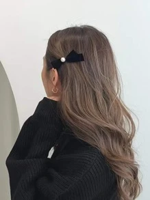 件女士天鵝絨蝴蝶結和珍珠裝飾髮飾，優雅，復古，可愛，適合日常佩戴 - 黑色 - 查看 1