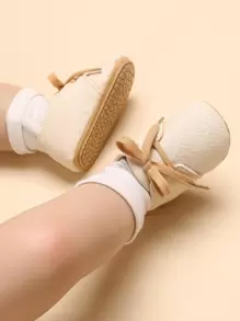 1 双男婴系带软底休闲运动鞋