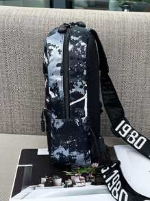 Mini Men Camo Graphic Sling Bag Chest Bag College Bag Fathers Day Gifts Summer Dad Freshman For Books Back To School Multi-Functional Dorm University School Bag Commute High School Practical Halloween Gifts For Men Fall Christmas Scream Men Bag Belt Bag Travel Bag Sling Bag For Men Winter Christmas Gifts Fanny Pack Bum Bag - Multicolor - View 6