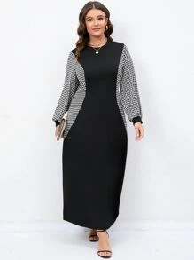 Mulvari Plus Houndstooth Print Lantern Sleeve Dress - Black - View 4