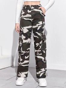 SHEIN Teen Girls Pocket Patched Camo Cargo Jeans - Multicolor - View 1