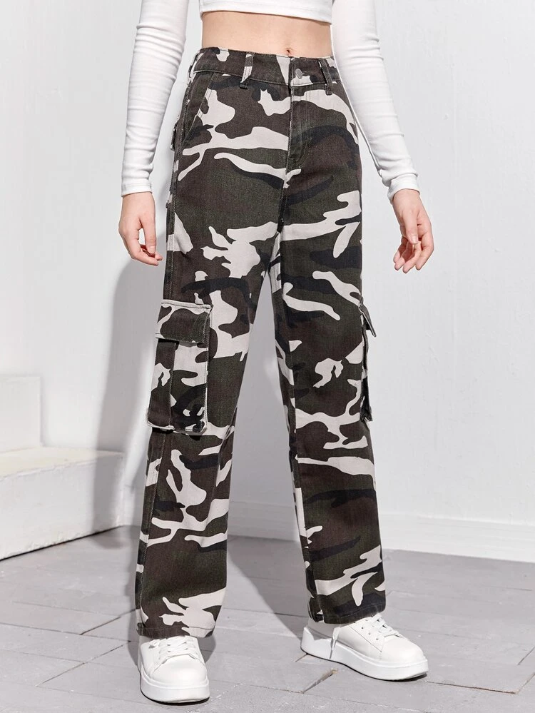 Teen Girls Pocket Patched Camo Cargo Jeans