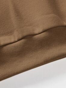 Manfinity 男士字母和樹圖案保暖套頭衫 - 棕色 - 查看 4