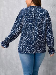 SHEIN Clasi Plus Ditsy Floral Print Flounce Sleeve Blouse - Blue and White - View 2