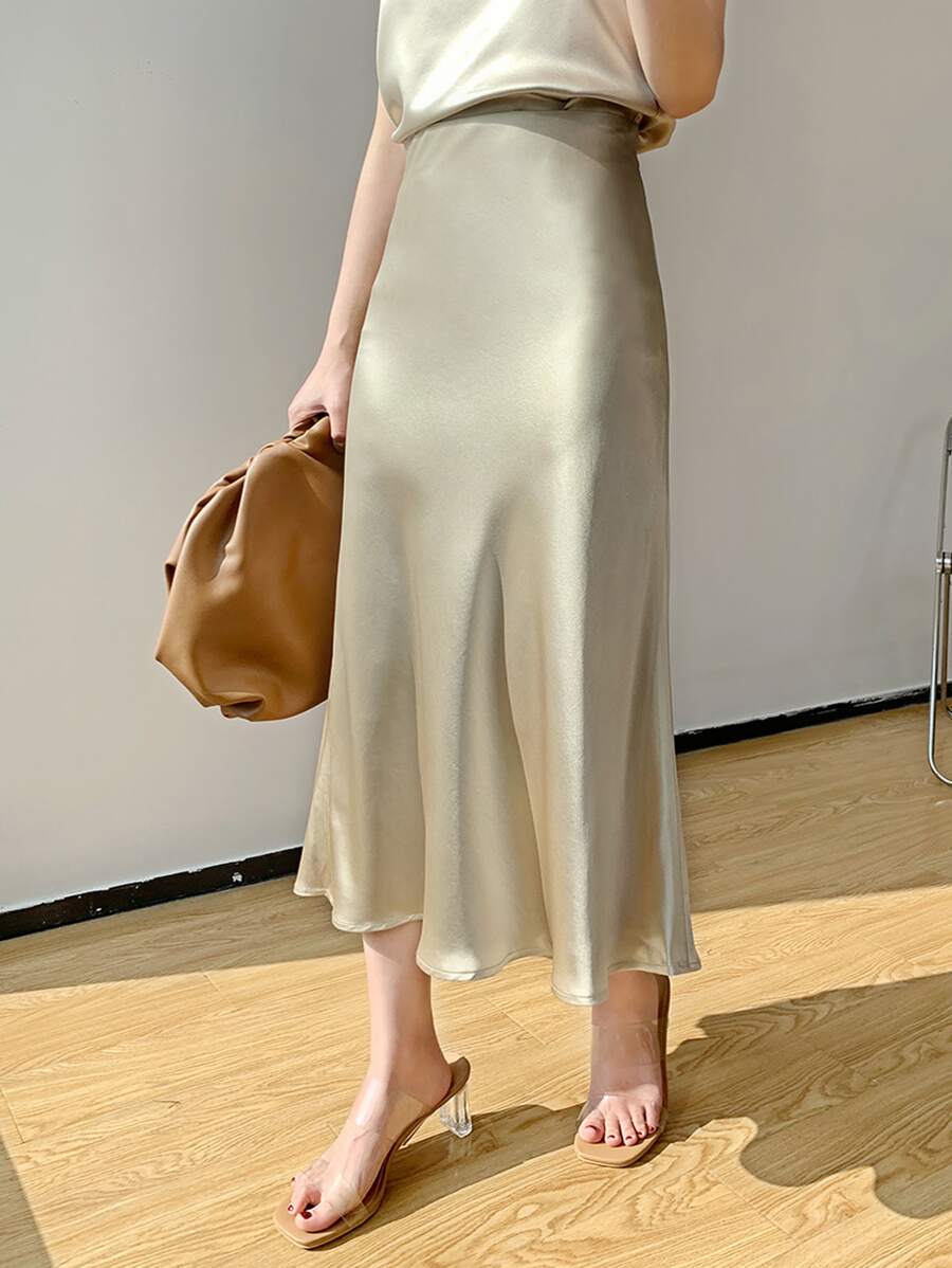 DAZY High Waist Solid A-Line Skirt - Green - View 1