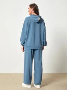 Mulvari 字母貼布落肩袖抽繩連帽衫和褲子 - 霧霾藍 - 查看 2