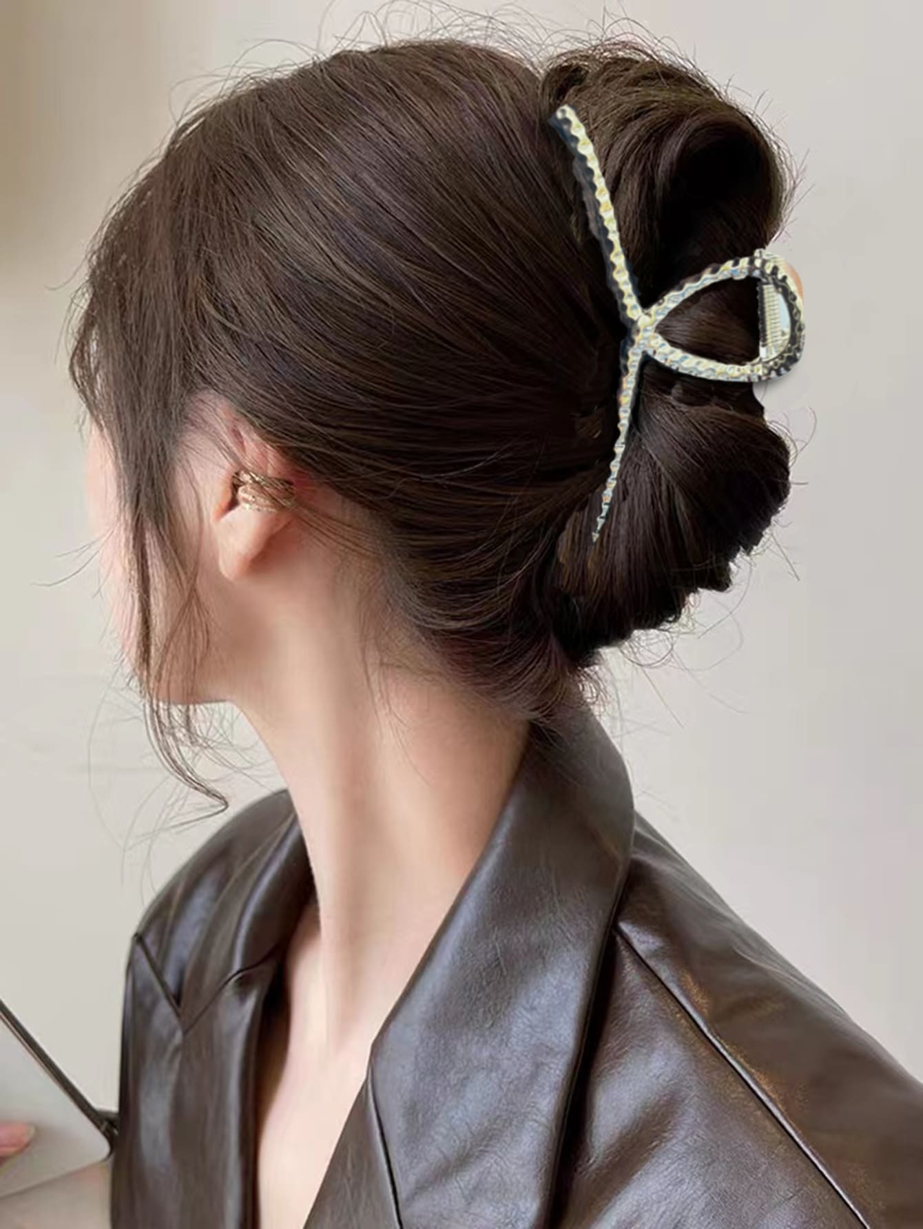 Textured Metal Hair Claw - Silver - View 1