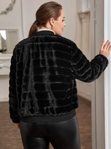 SHEIN Privé 大碼棒球領毛茸茸外套 - 黑色 - 查看 2