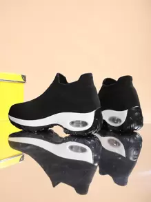 Women's Autumn/Winter Black Air Cushion Anti-Slip Breathable Lightweight Multifunctional Casual Sports Shoes - Black - View 2