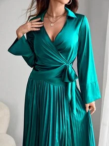 SHEIN Clasi 素色圍裹側打結襯衫和百褶半身裙 - 綠色 - 查看 5