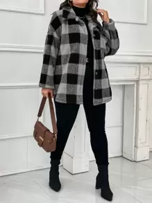 SHEIN LUNE 大碼大方格圖案落肩袖絨毛外套