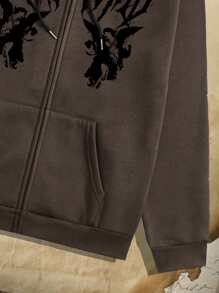 ROMWE MEN Academia Men Graphic Print Kangaroo Pocket Drawstring Thermal Hoodie - Coffee Brown - View 5