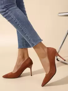 Giày cao gót nữ màu đỏ gỉ thanh lịch, chất liệu giả da lộn, gót mỏng, kiểu dáng trang nhã. - Rỉ Nâu - Xem 5