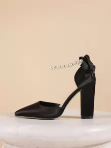 Zapatos de tacón con tira de tobillo de satén, decorados con perlas falsas y lazos, elegantes, para el otoño/invierno 2025, Día de San Valentín