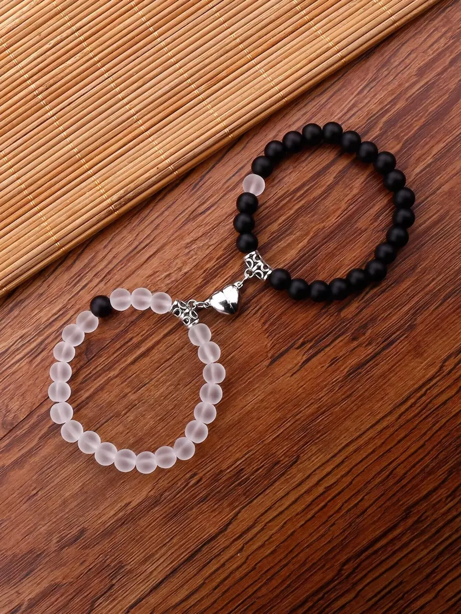 2 peças Bracelete Decorativo de Coração Magnético com Contas para Casal, Dia dos Namorados, Mãe, Dia das Mães, Presente - Preto e Branco - Visão 1