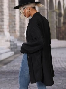 SHEIN LUNE Camisa unicolor con botón delantero de manga enrollable - Negro - Ver 2