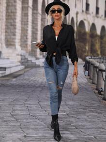 SHEIN LUNE Camisa unicolor con botón delantero de manga enrollable - Negro - Ver 6