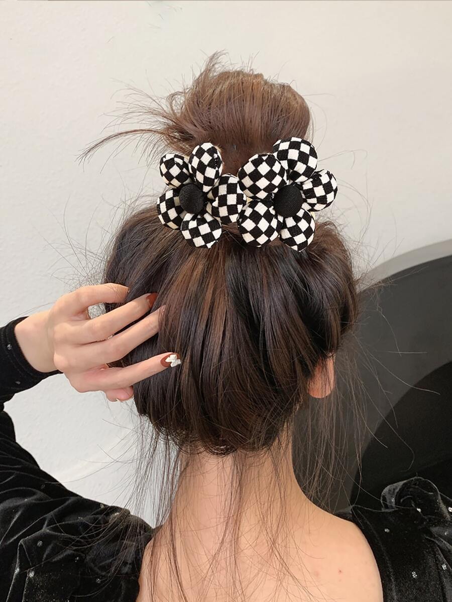 Checkered Pattern Flower Decor Hair Tie - Black and White - View 1