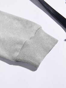 SHEIN EZwear 汽車和字母圖案抽繩加絨內裏連帽衫 - 灰色 - 查看 4