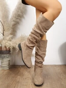 粗跟仿麂皮褶皺靴