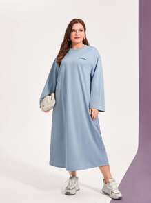Mulvari Đầm Plus Size Nút phía trước Slogan Giải trí - Màu xanh nhạt - Xem 2