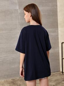 SHEIN Teen Girls Figure Graphic Drop Shoulder Tee - Black - View 2