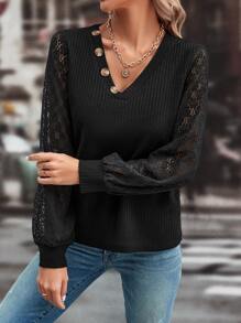 SHEIN LUNE Top con encaje en contraste con diseño de botón de manga obispo - Negro - Ver 4