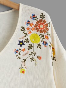 SHEIN LUNE Plus Floral Print Lantern Sleeve Blouse - Beige - View 3