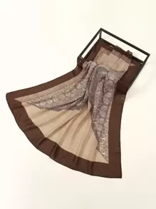 1 件简约印花 110 厘米方形围巾，新款春季女士头巾，多功能时尚配饰，可系在腰部、包包、头发、颈部，头巾、发带、头带非常适合装扮您的造型