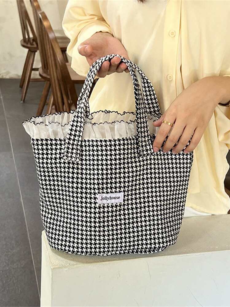 Houndstooth Woven Fabric Ruffle Edge Tote Bag, Eye-Catching Beach Bag Summer - Black and White - View 2