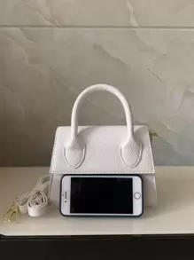 Geantă pătrată cu clapă cu litere grafică Mini geantă de umăr pătrată Poșetă cu clapetă din piele artificială la modă Geantă crossbody pentru femei cu farmec pentru geantă Cele mai bune cadouri personalizate pentru femei, mame și prietene - alb - Vizualizare 3
