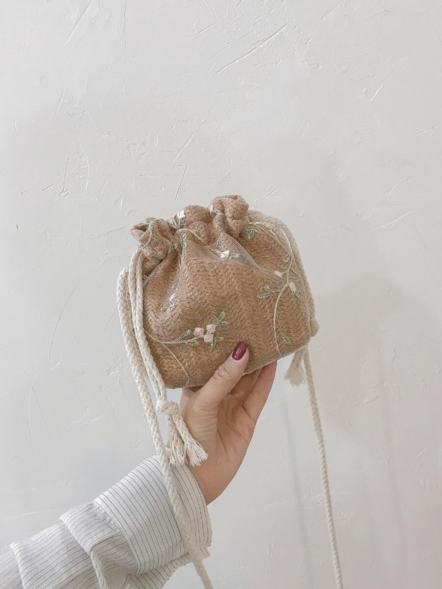 Mini Floral Embroidery Drawstring Straw Bag,Perfect For Summer Beach Travel Vacation - Brown - View 1