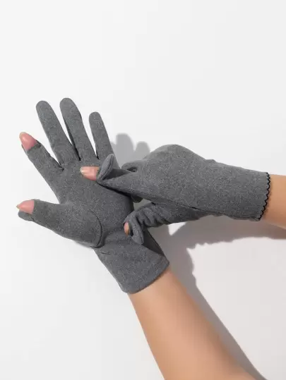 Scallop Trim Handskar