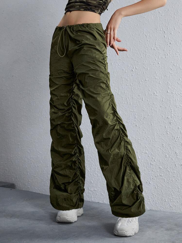 SHEIN ICON Gorpcore Low Rise Solid Drawstring Waist Ruched Parachute Pants - Army Green - View 4