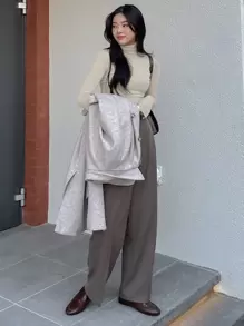 DAZY 纯色高领T恤，秋季长袖女式上衣 - 杏色 - 查看 5