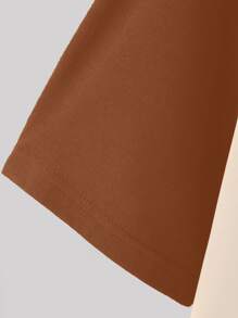 Manfinity Homme 男士撞色鹿角刺繡T恤無項鏈 - 彩色 - 查看 3